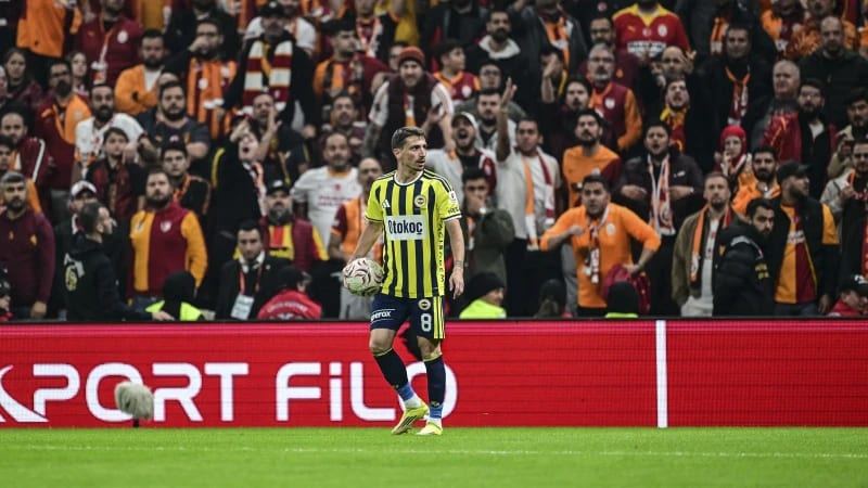 Mert Hakan Yandaş’tan Derbi Sonrası Açıklama: “Tartışmanın İçinde Yer Almadım”, Taraftardan Özür Diledi