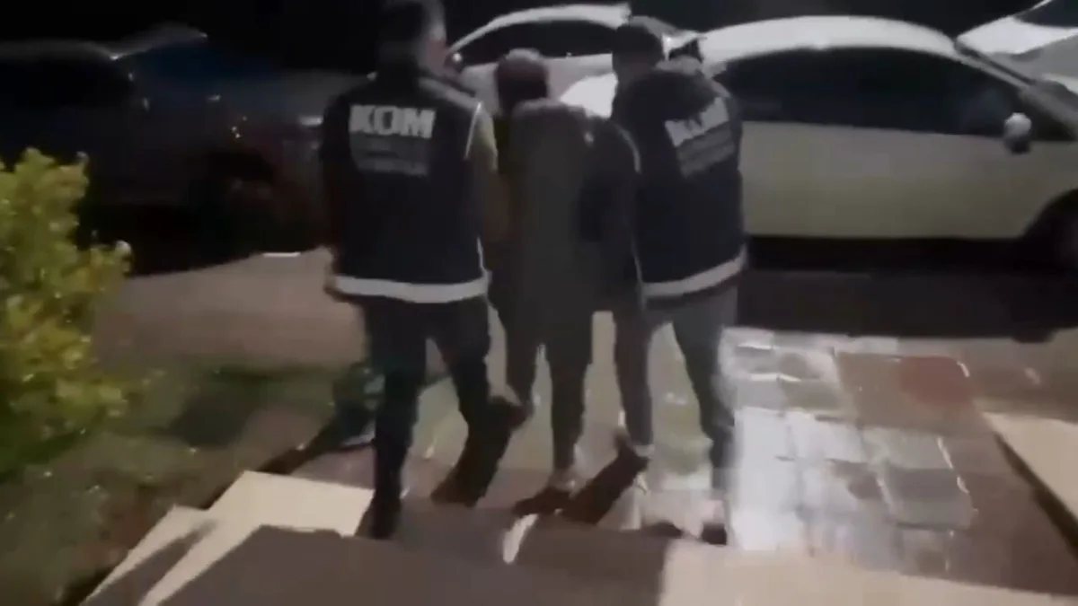 6 ilde FETÖ operasyonu: 20 şüpheli adliyede