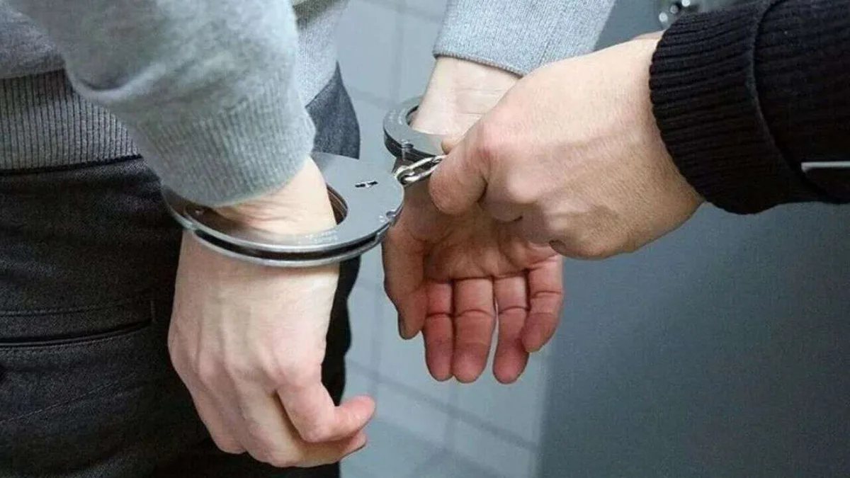 Adana'da polis operasyonu ve olay yeri incelemesi