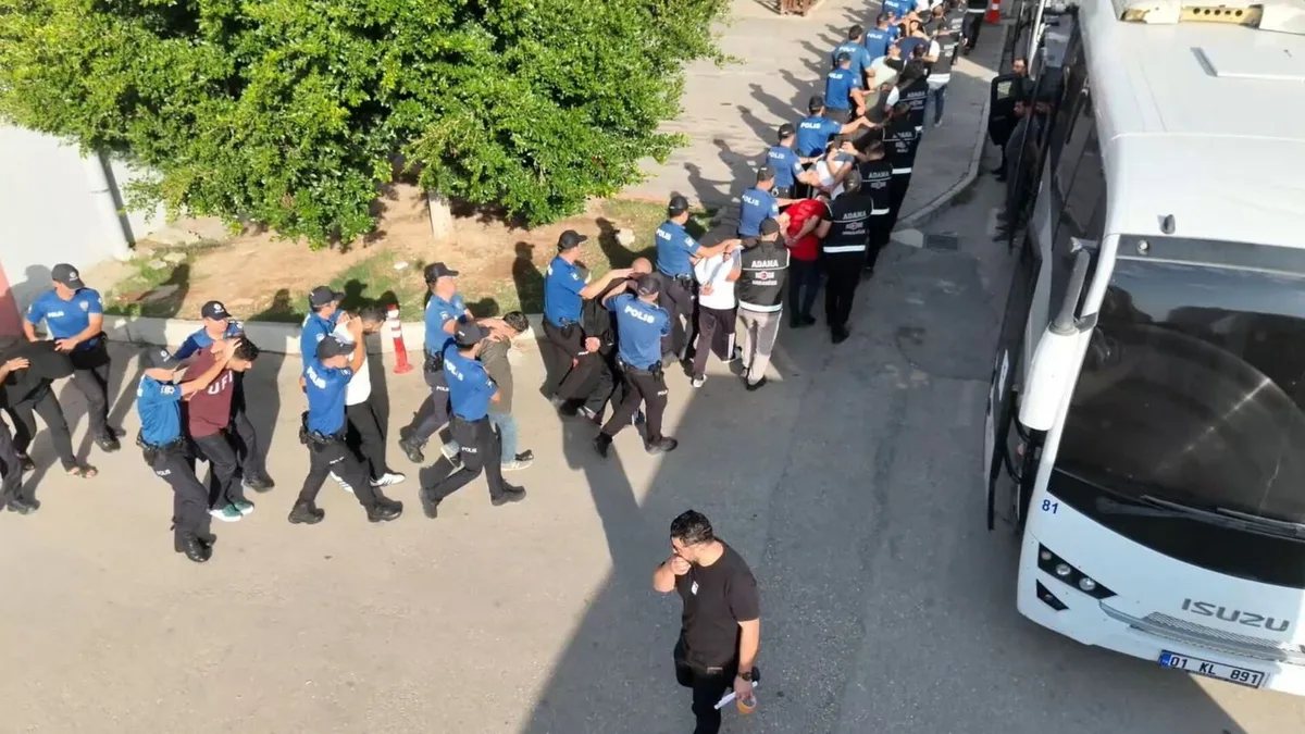 Adana merkezli 11 ilde Yıkamacılar operasyonu: 73 tutuklu