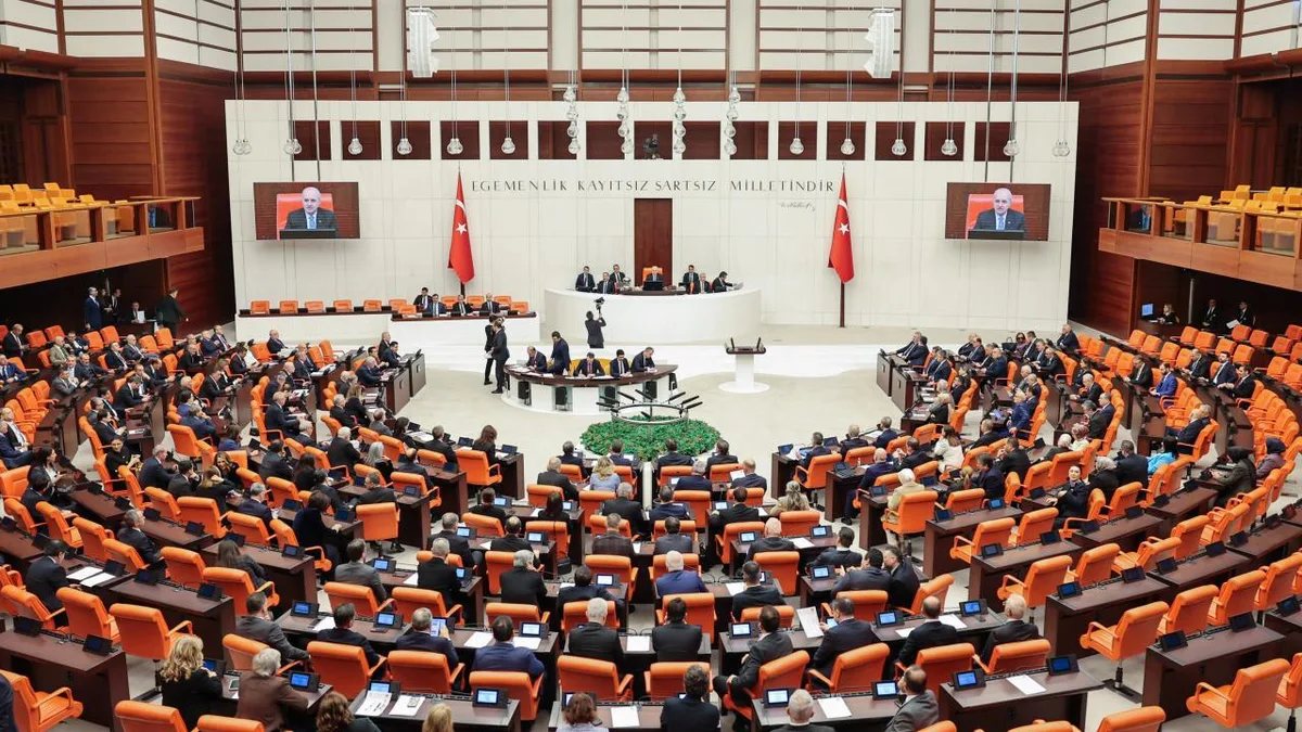 AK Parti'den tasfiye edilecek fonlara kanun teklifi
