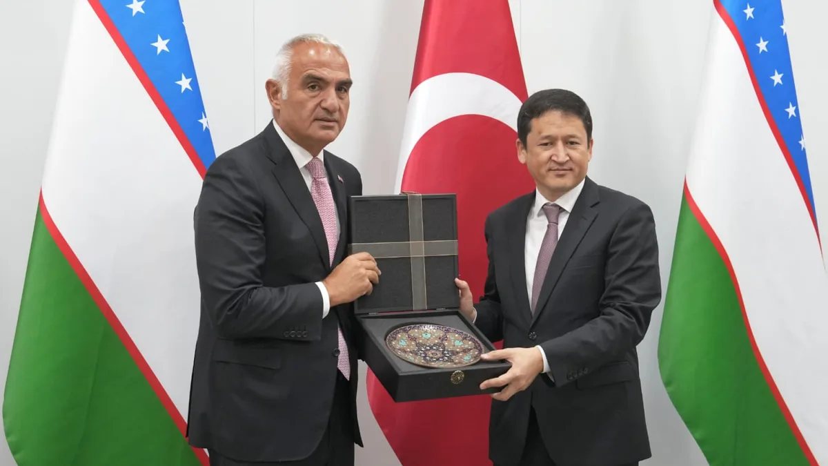 Bakan Ersoy Özbekistan'da kültür ve turizm temaslarında