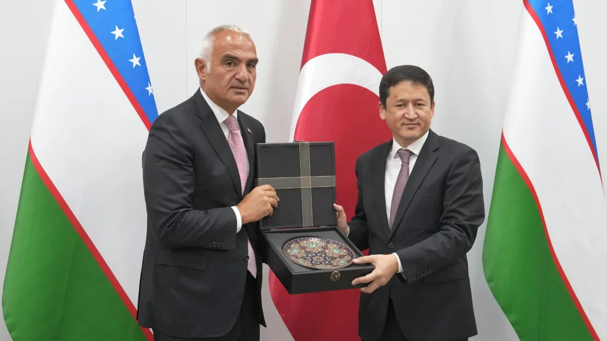 Bakan Ersoy Özbekistan'da kültür ve turizm temaslarında