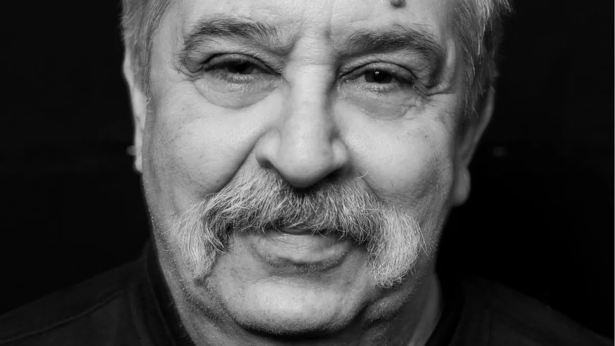 Devlet Tiyatroları'nın emekli dekoratörü Ethem Özbora'nın portresi