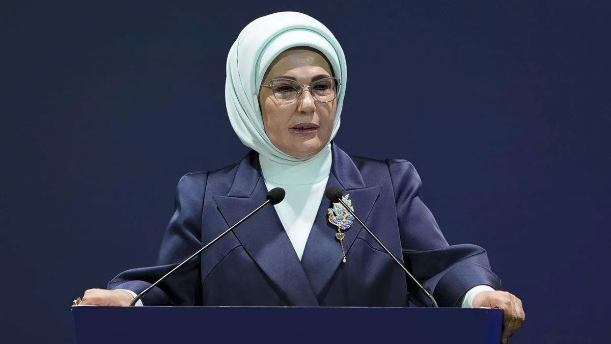 Emine Erdoğan'dan Maarif Vakfı 10. yıl paylaşımı