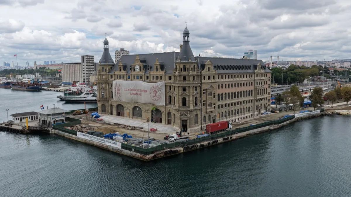 Haydarpaşa Gar binası ve restorasyon çalışmaları