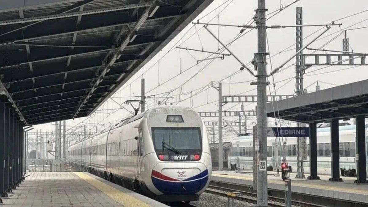 Hızlı Tren Edirne'ye Yolcu Taşımaya Başladı