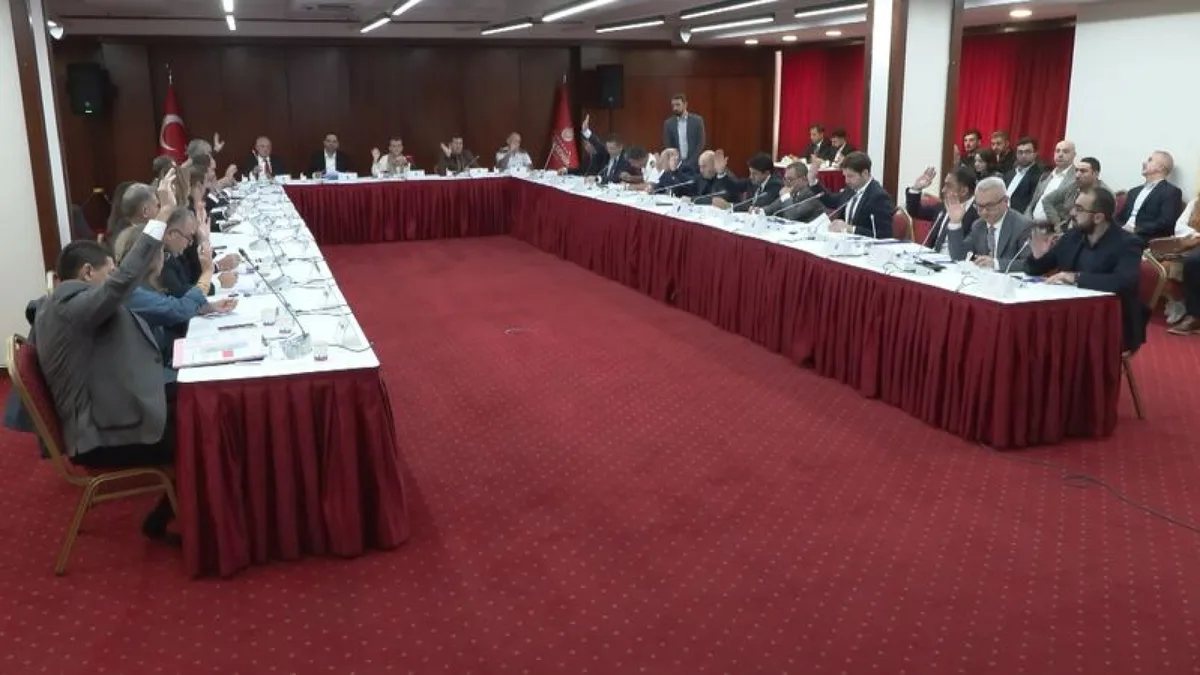 İBB'den 10 şoföre belge iptali kararı