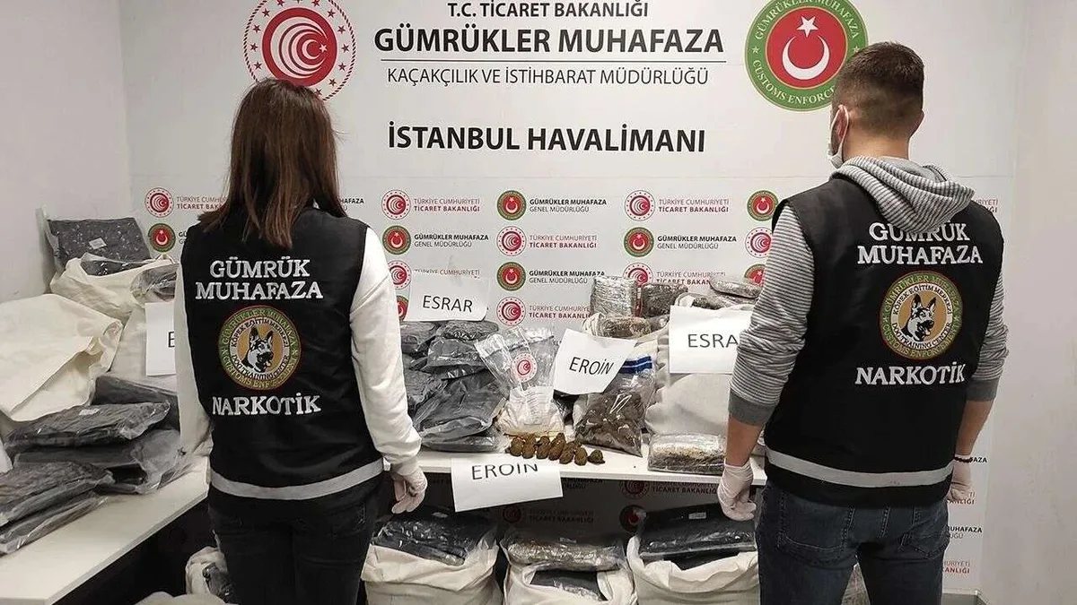 İstanbul Havalimanı'nda 34,4 kilo kokain ele geçirildi