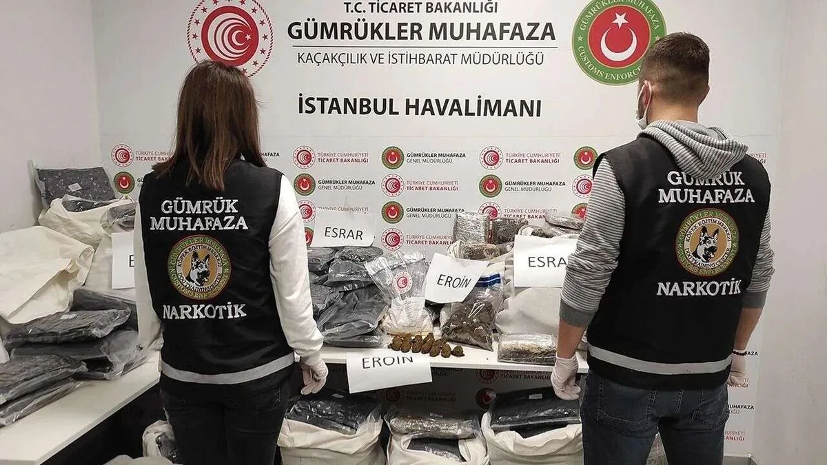 İstanbul Havalimanı'nda 34,4 kilo kokain ele geçirildi