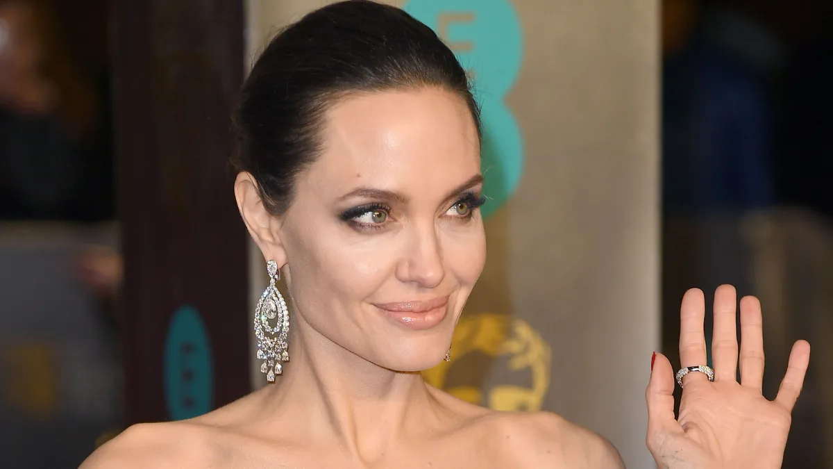 Jolie'den Google Earth görüntüleriyle Gazze paylaşımı