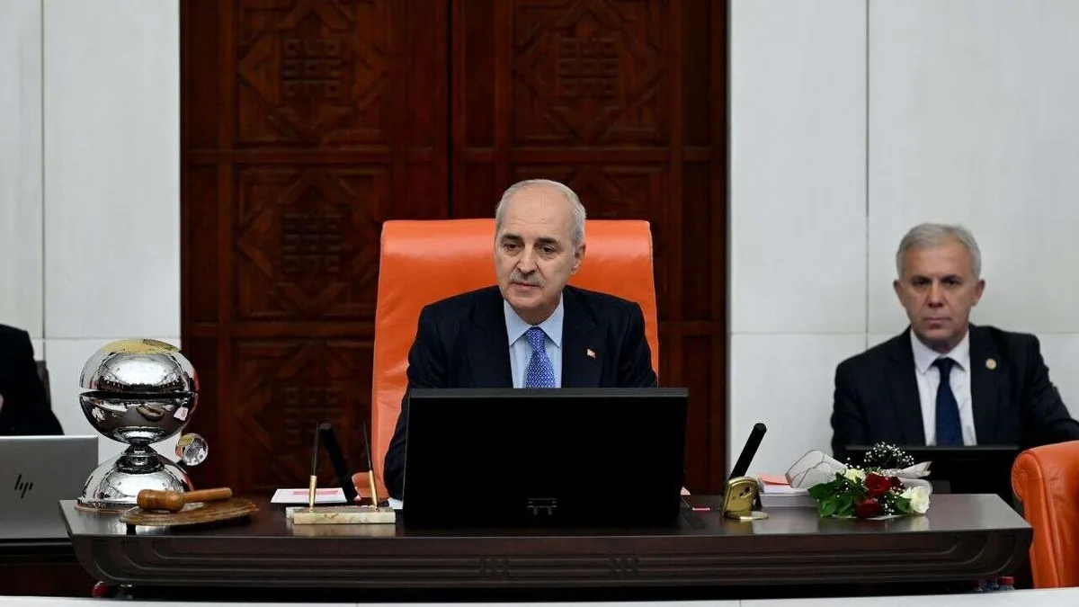Kurtulmuş: Türkiye prangalarından kurtuluyor