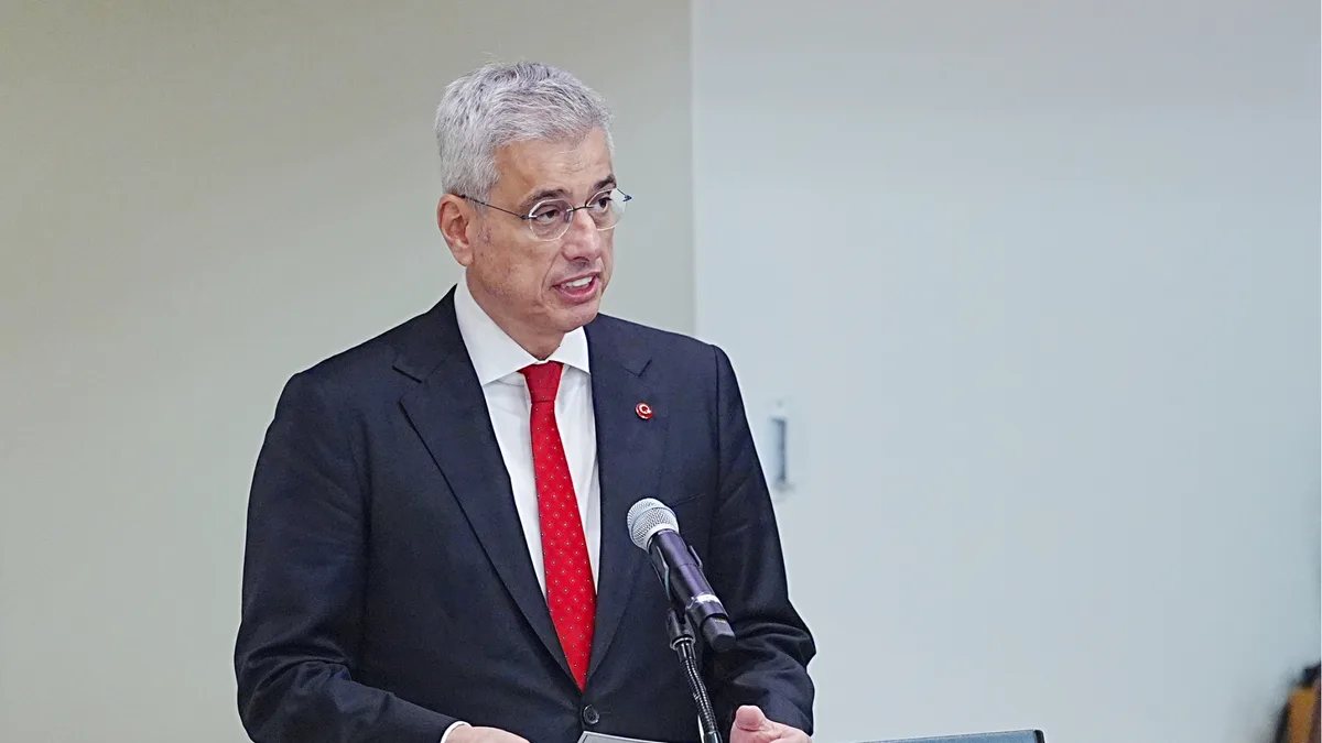 Memişoğlu'ndan pandemilere karşı ortak sorumluluk çağrısı