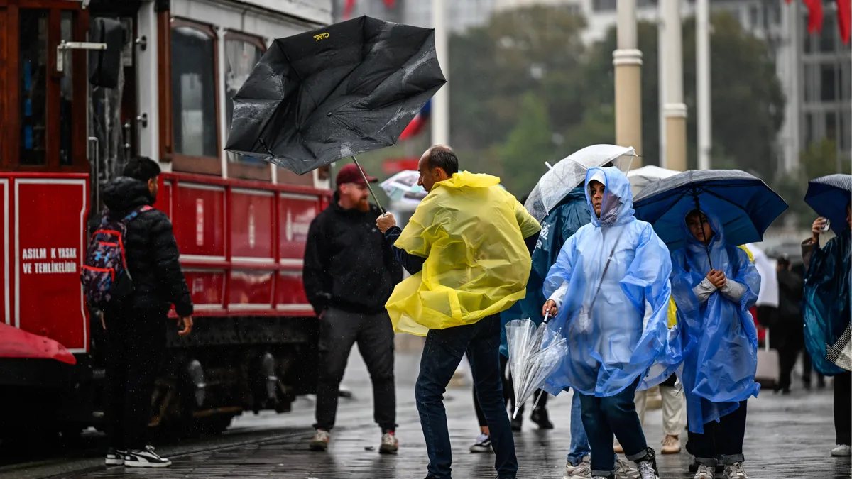 Meteoroloji'den 26 sarı, 4 turuncu kodlu hava uyarısı