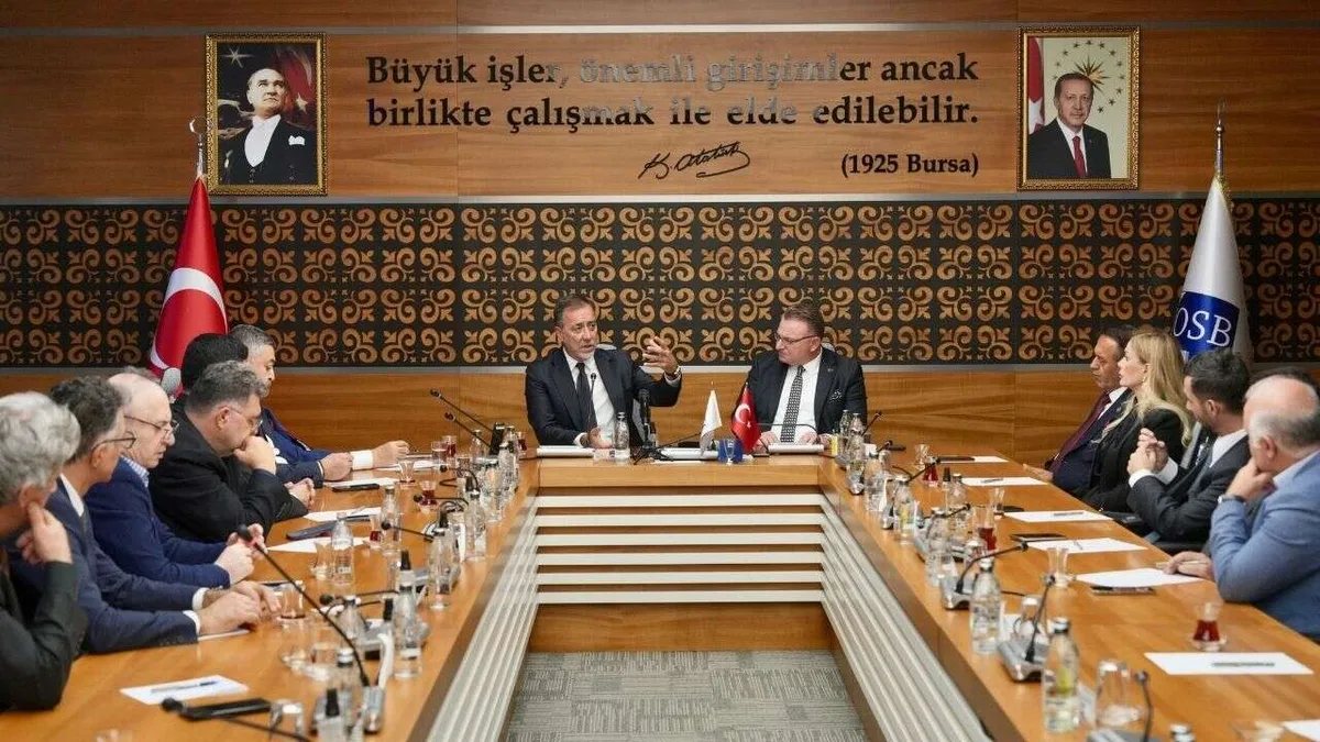 MHP İstanbul'dan 9 Organize Sanayi Bölgesine Ziyaret