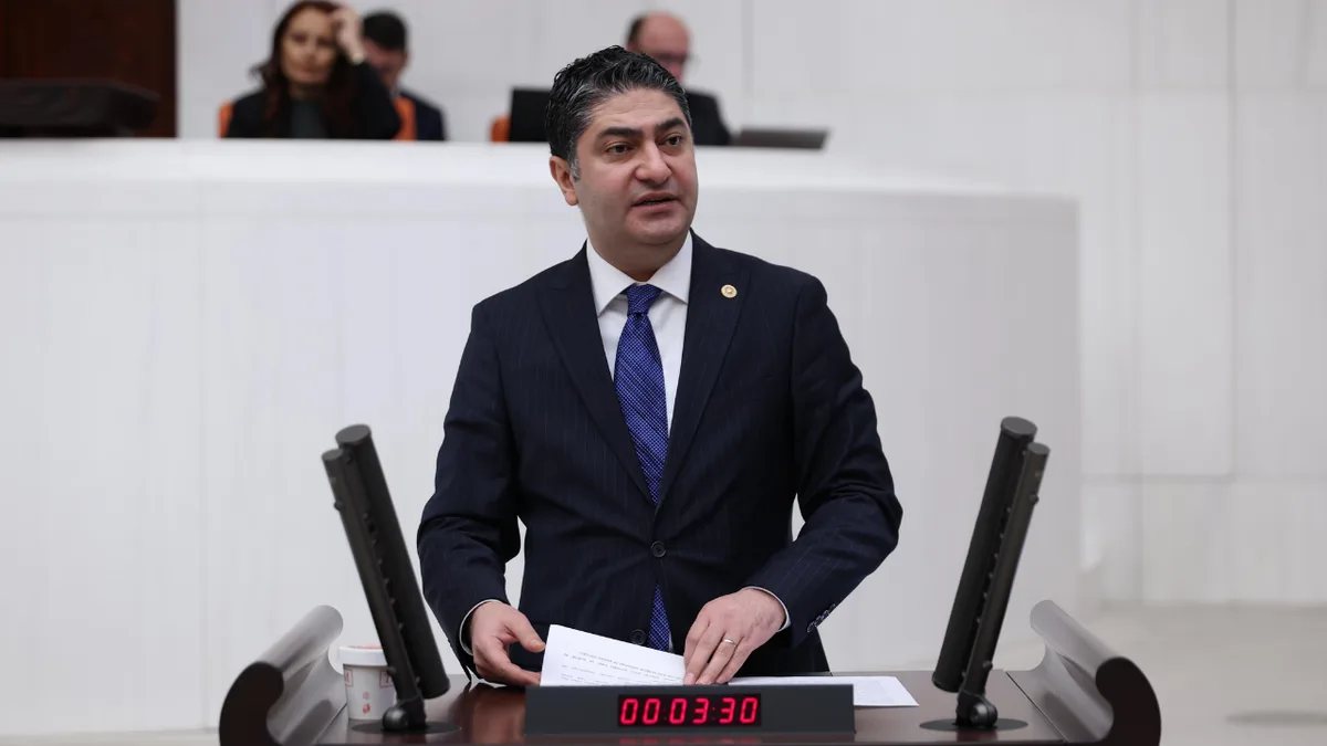 MHP'li Özdemir'den RTÜK'e Halk TV ve SZC TV çağrısı