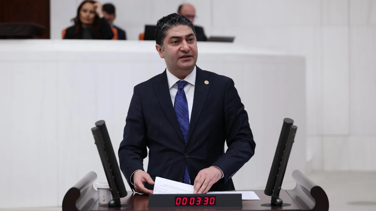 MHP'li Özdemir'den RTÜK'e Halk TV ve SZC TV çağrısı