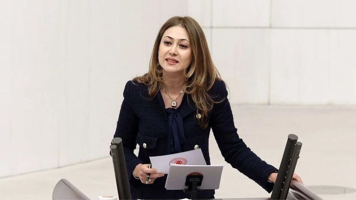 MHP'li Vekil Zuhal Karakoç Hastaneden Taburcu Edildi