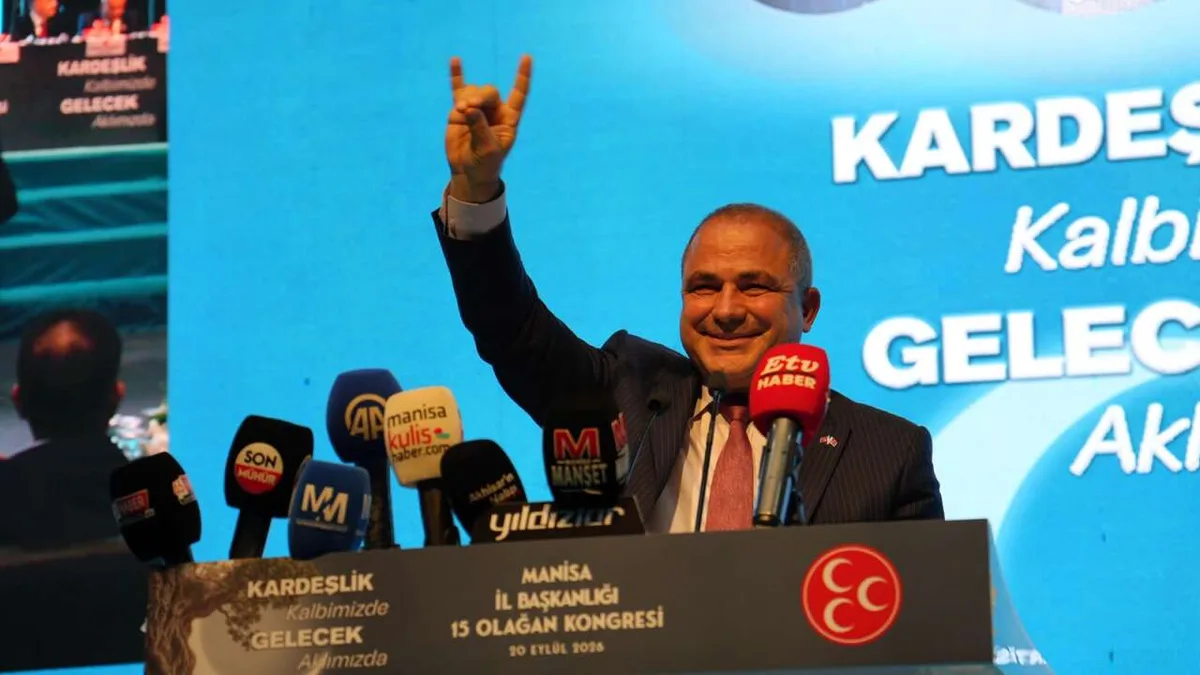 MHP Manisa Kongresi'nde Savaş yeniden başkan seçildi
