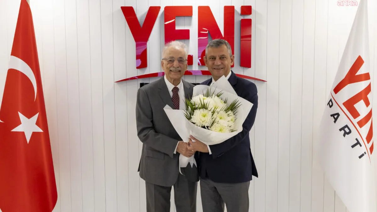 Murat Karayalçın CHP'den istifa etti, YENİ Parti'ye katıldı