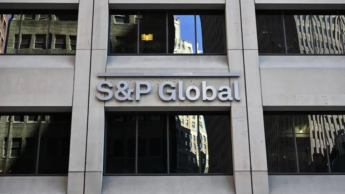 S&P: Fon sürecinin Türkiye notuna etkisi sınırlı