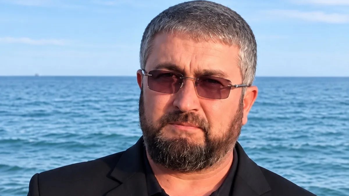 Tarsus'ta imam mezarlıkta ölü bulundu