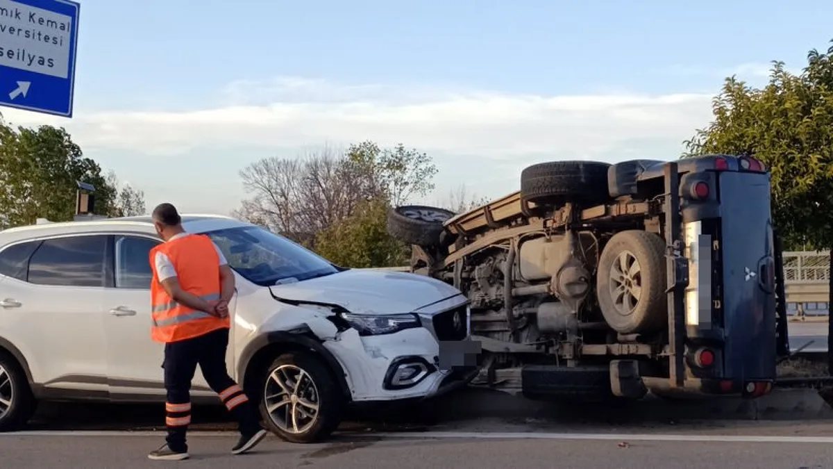 Tekirdağ'da kaçırılan otomobil 2 kazaya karıştı