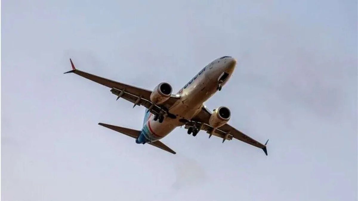 Tel Aviv'e inen uçakta bomba ihbarı paniği