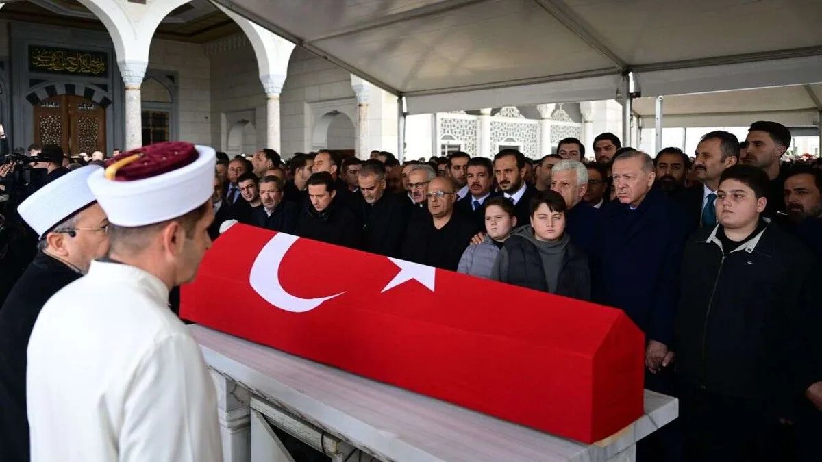 Üsküdar Belediye Başkan Vekili Gültekin'e veda