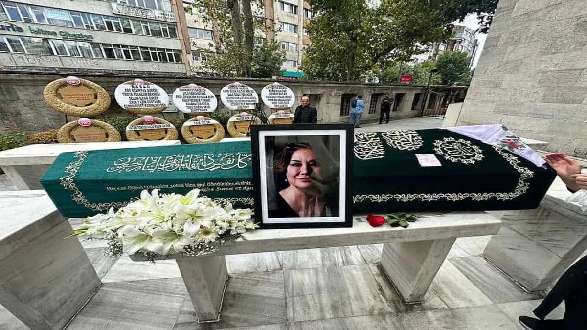 Usta oyuncu Gülsen Tuncer toprağa verildi