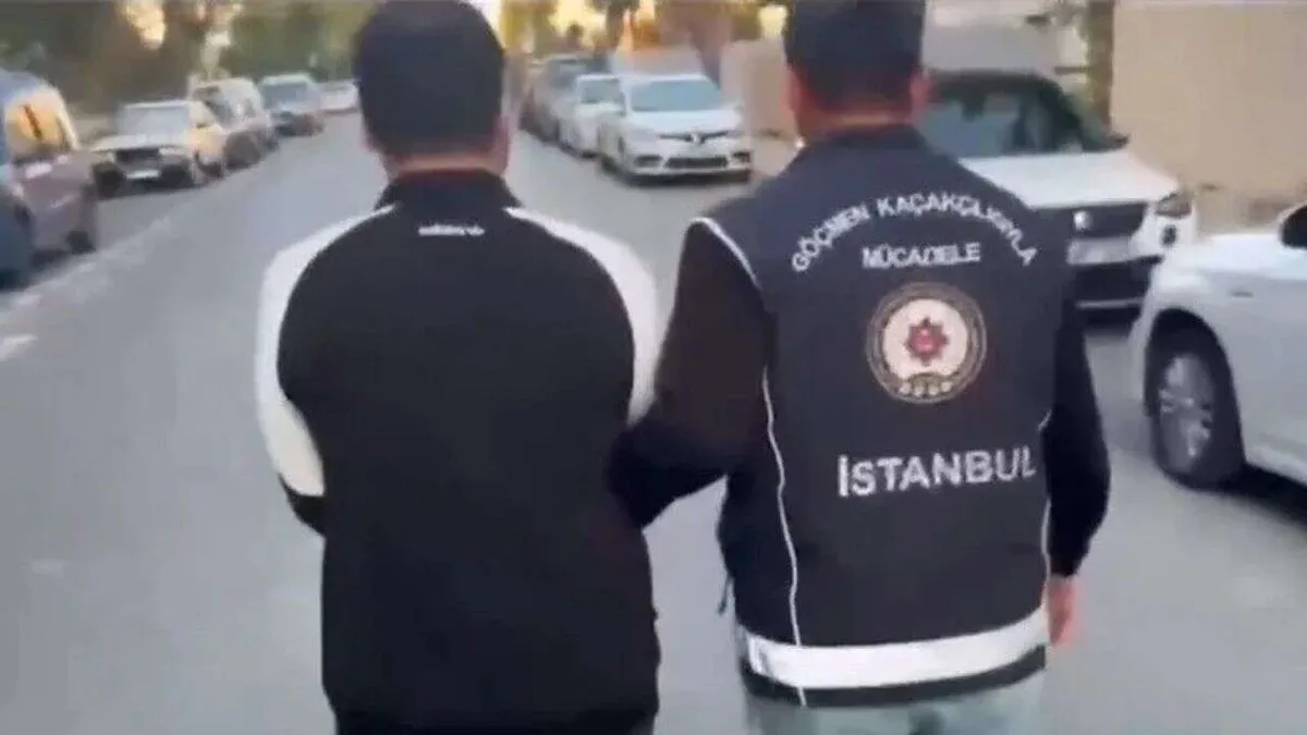 Usulsüz vatandaşlık soruşturmasında 52 tutuklama talebi